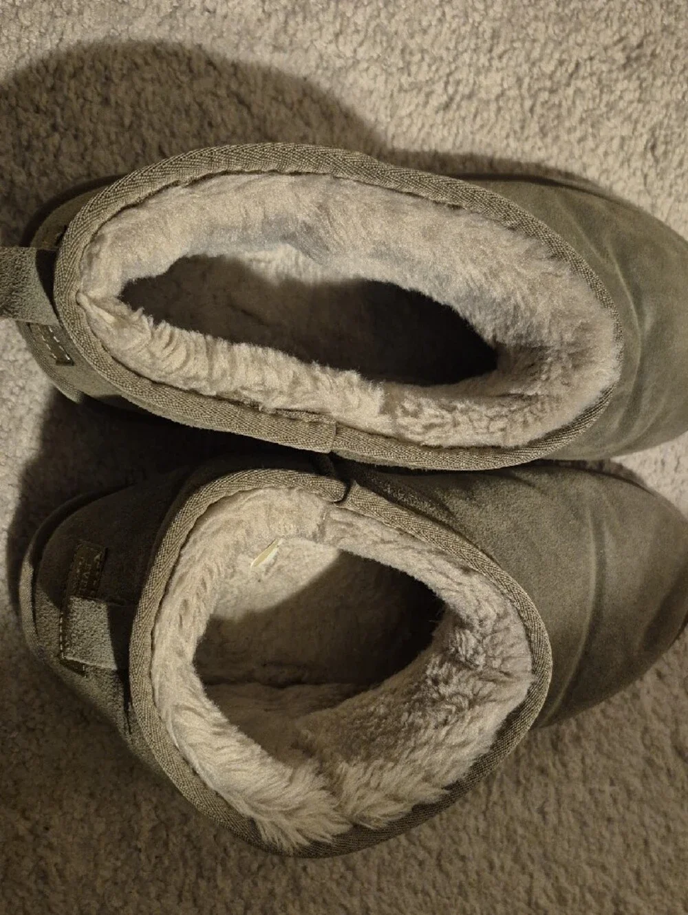 Cozy Women's Winter Ankle Boots in Olive Green